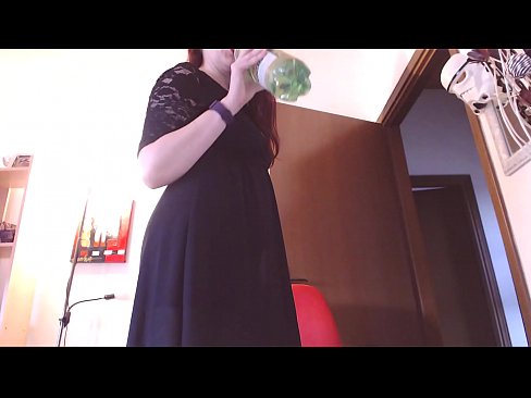 ❤️ Pokorna sužnja, ki obožuje umazane in sočne spodnjice, je po ogledu tega videa prisiljena masturbirati! ❌ Porn video na porno sl.xxxnd-com.ru